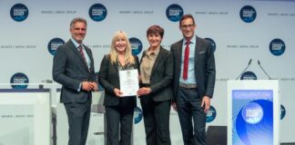 PERVORMANCE aus Ulm gehört zu Deutschlands TOP-Wachstumsstars 2027 Klimaanpassung: PERVORMANCE schützt vor Hitze Pervormance Gründerinnen Sabine Stein und Gabriele Renner erhalten den Preis "Top-Wachstumsstars 2027"